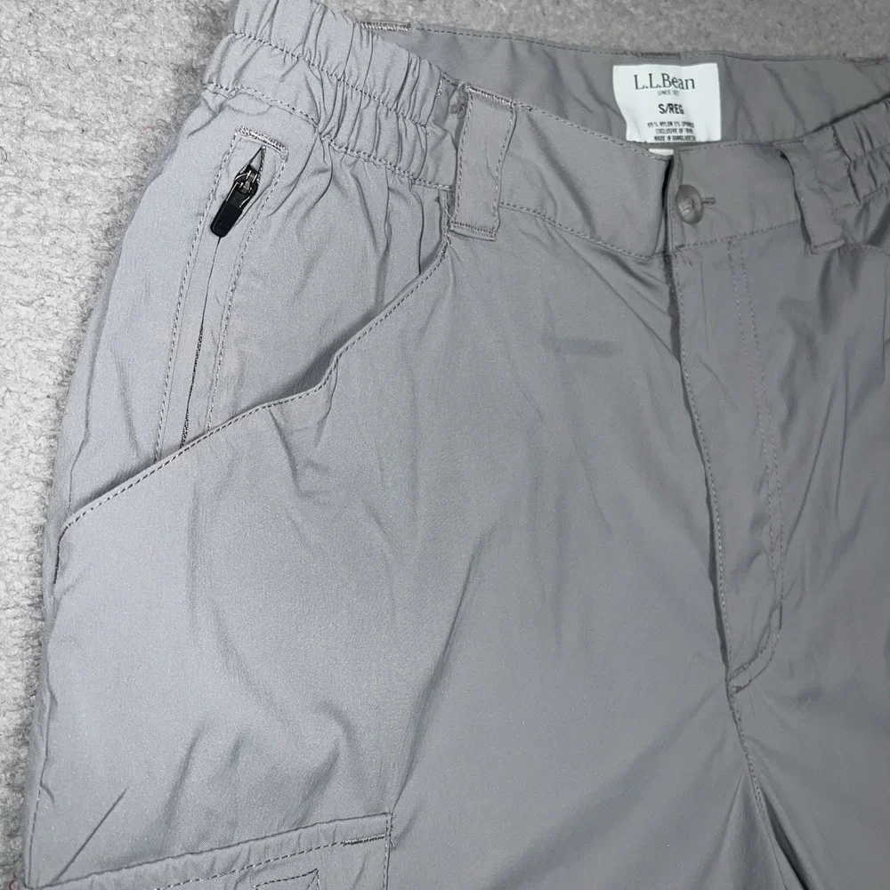 LL Bean Tropicwear Shorts Men's Size S (28 x 7) Gray Cargo Pockets Outdoors